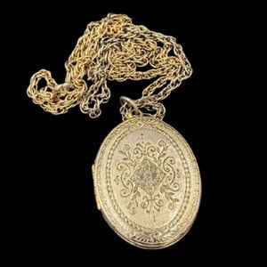 Vintage Scroll Design Locket Necklace